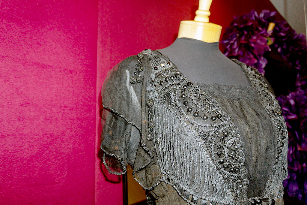 A black-beaded dress in the Fall 2002 Avenir Museum collection.